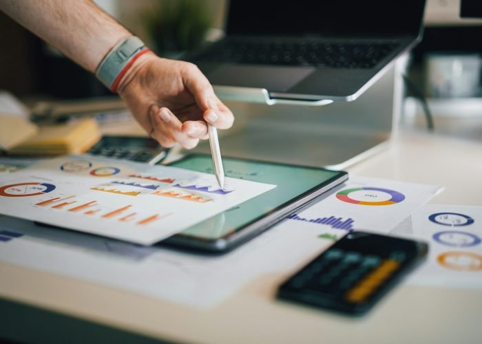 jakub-zerdzicki-ykgLX_CwtDw-unsplash